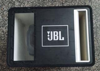Subwoofer jbl con cajón 12 pulgadas