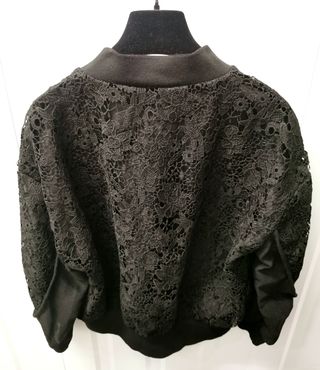 Cazadora encaje Zara nueva