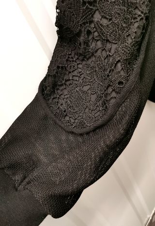 Cazadora encaje Zara nueva