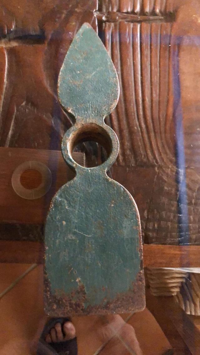 AZADA DE JARDINERIA CON PICO