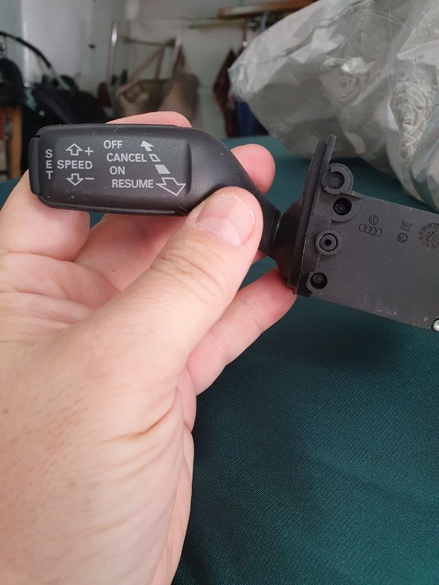 tapa y mando Cruise control bnw serie1