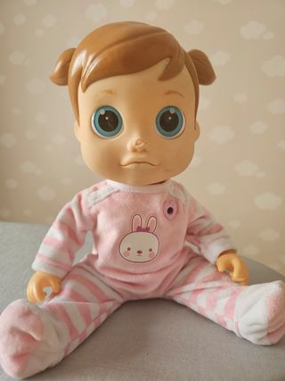 Muñeca interactiva Emma peke baby
