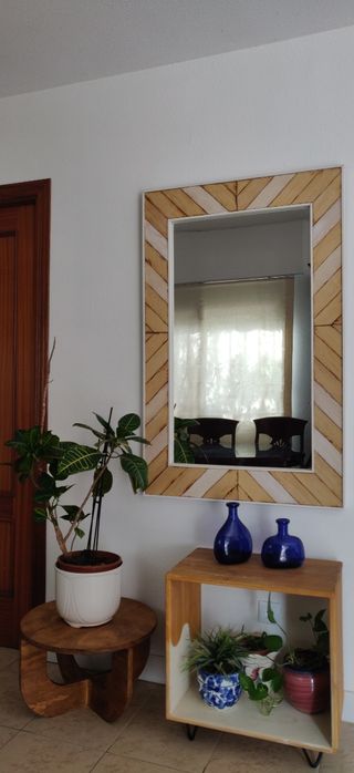 ENGLA: Espejo nórdico geométrico de madera