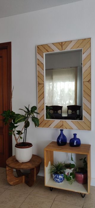 ENGLA: Espejo nórdico geométrico de madera