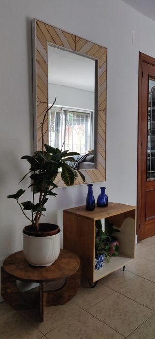 ENGLA: Espejo nórdico geométrico de madera