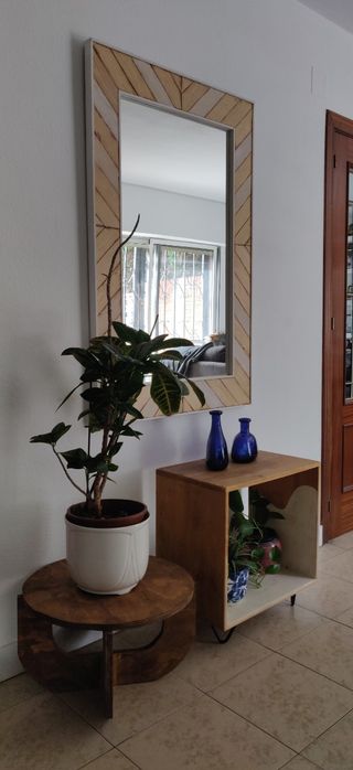 ENGLA: Espejo nórdico geométrico de madera