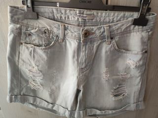 vaquero corto de Stradivarius