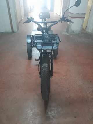 bicicleta 3 ruedas electrica, triciclo, Invictus