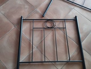 Cabezal cama hierro 2 unidades.