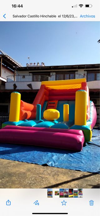 Castillo hinchable con tobogán