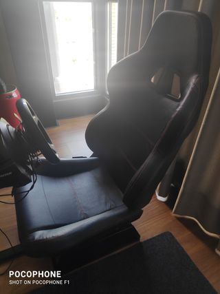 playseat+thrusmaster t300rs gt