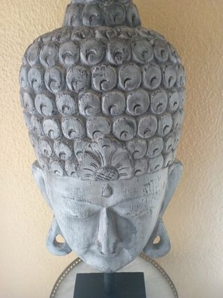 Cabeza buda gran tamaño