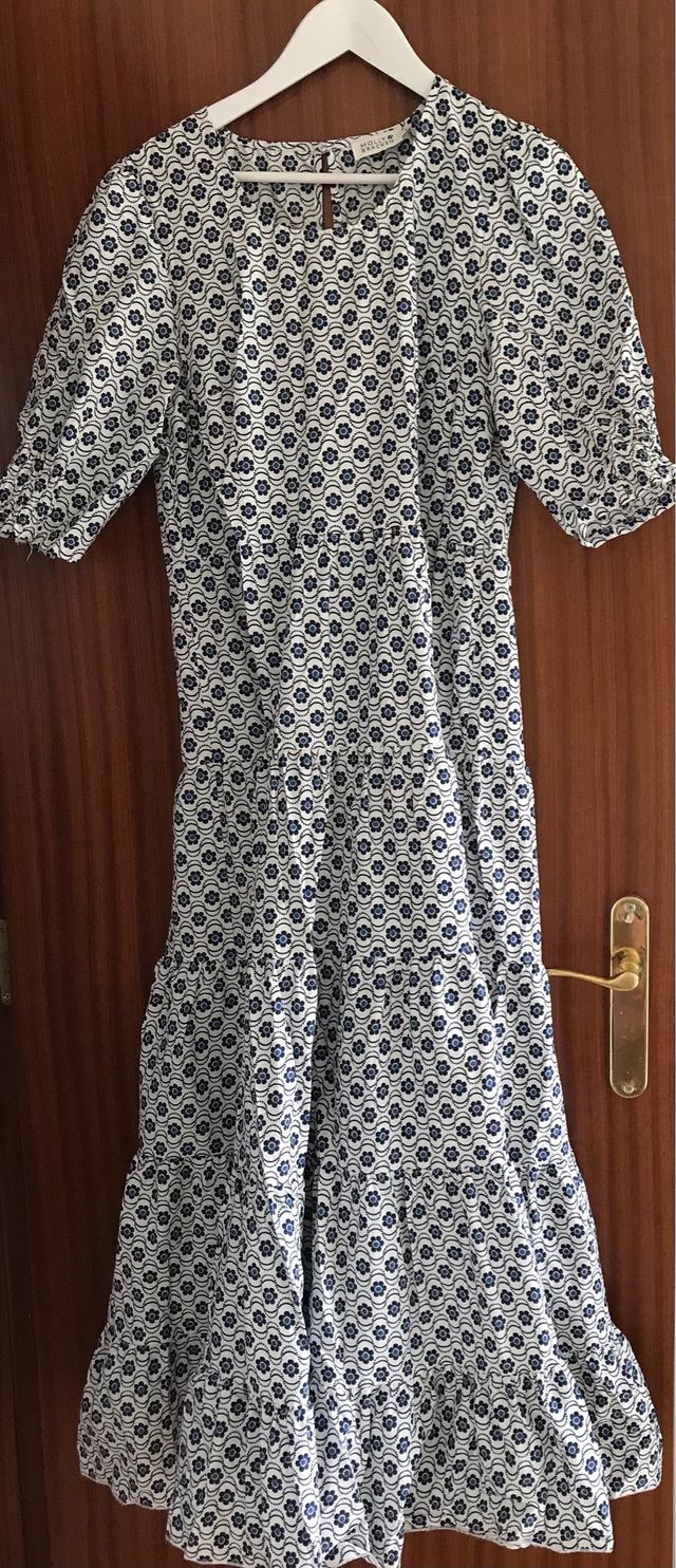 Vestido largo de molly Bracken con mucho vuelo