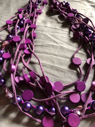 Collar abalorios gran tamaño, morado