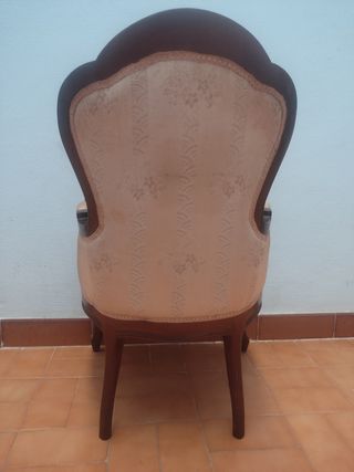 sillón estilo Isabelino