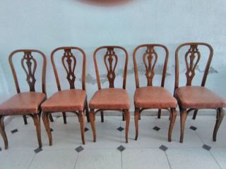 sillas de comedor 4 euros cada una 