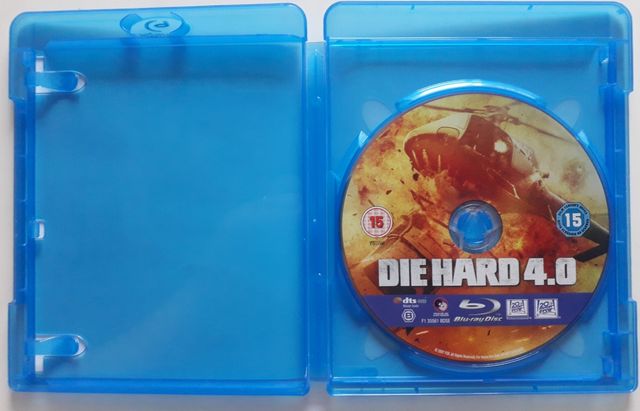 DIE HARD 4.0 BLU-RAY