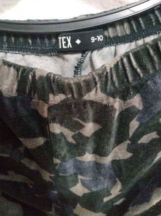 Pijama para niño de 9-10 años.