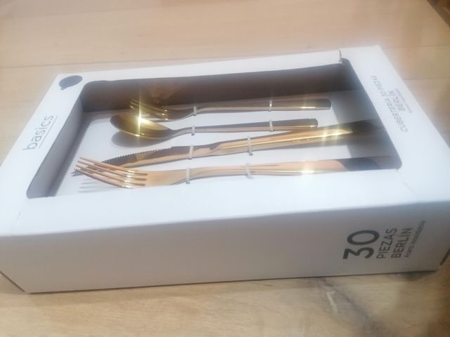 posate nuove di zecca 30 pezzi