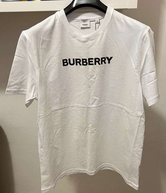 T-shirt burberry