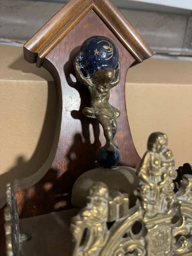 Relog de pared antiguo bronce y madera