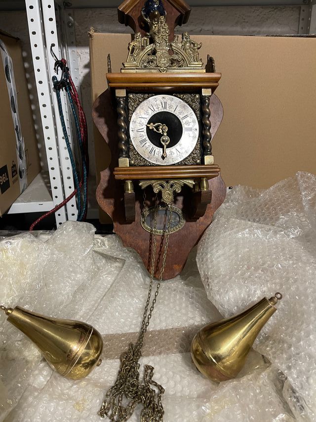 Relog de pared antiguo bronce y madera