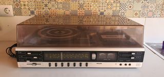 Tocadiscos con radio y cassette Philips
