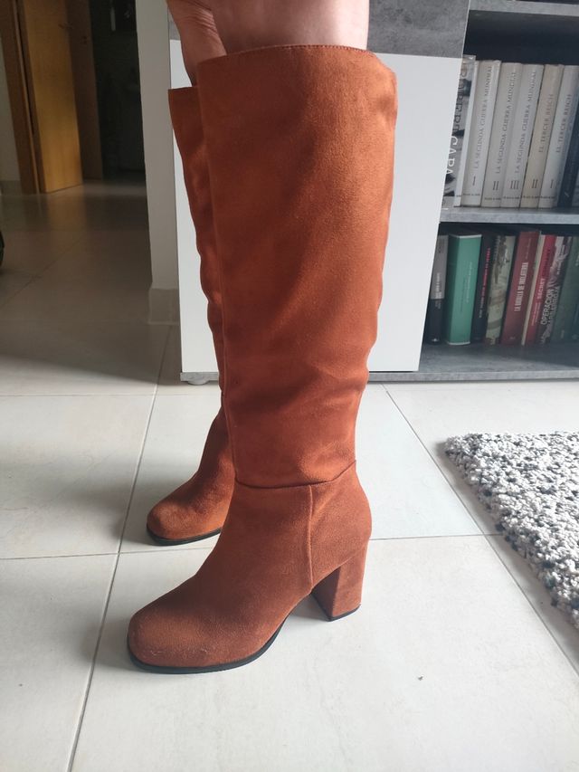 Pack 4 Botas altas nuevas