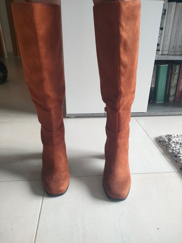 Pack 4 Botas altas nuevas