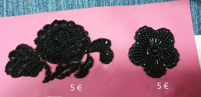 Adornos para vestidos, 5 € la unidad