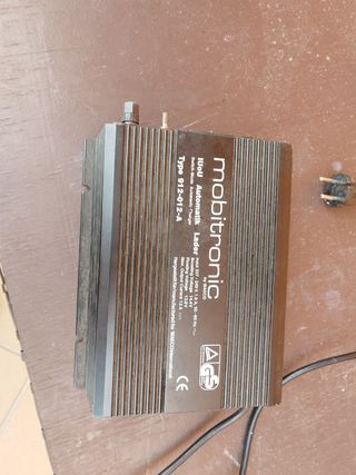 cargador baterías 