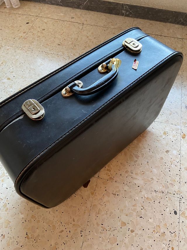 Maleta vintage rígida