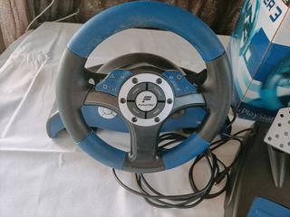 volante,pedales,y mando PlayStation