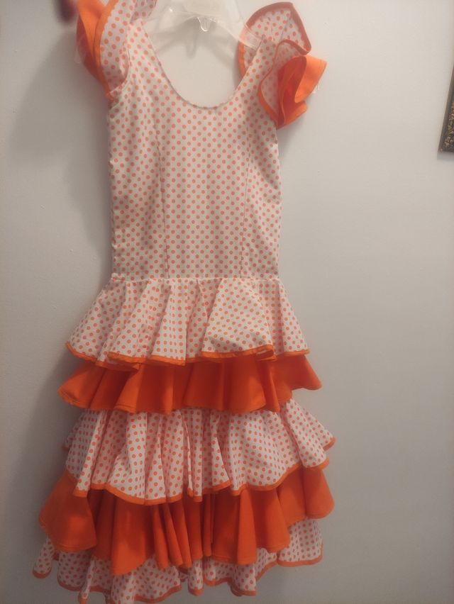 traje de flamenca hecho a mano talla 8/10