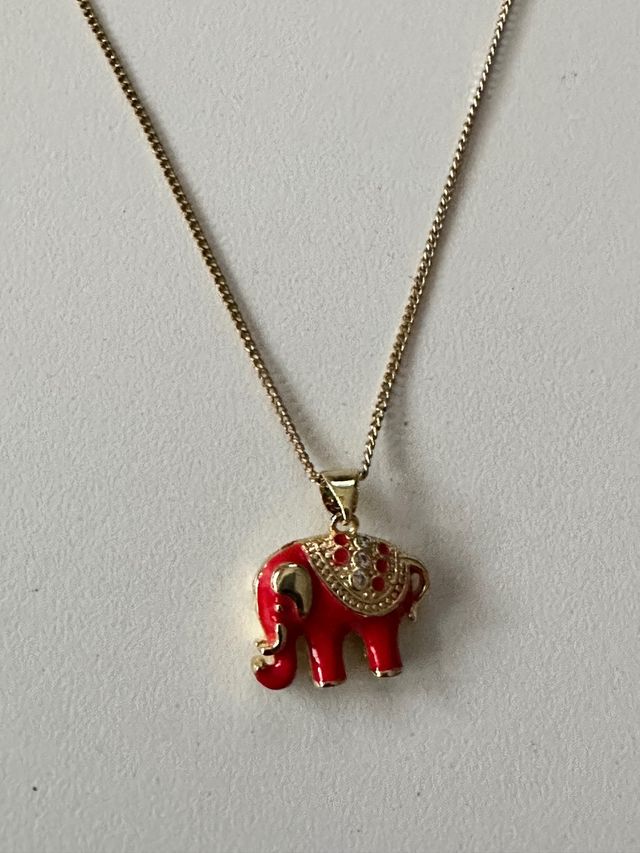 Cadena dije elefante rojo