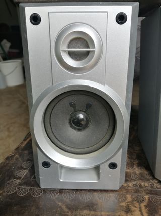 conj 2 colunas pequenas de aparelhagem