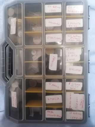 monedas antiguas  las dos cajas