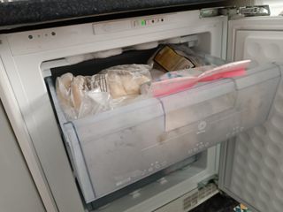 Congelador panelable bajo encimera