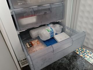 Congelador panelable bajo encimera