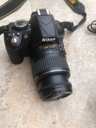 Cámara Réflex Nikon D3100. OFERTA!!!