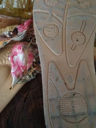 Sandalias planas, 39