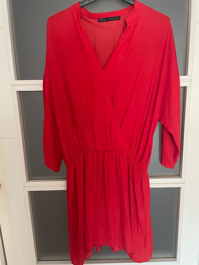 Vestido ligero rojo zara