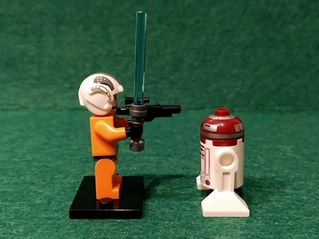 LEGO Star Wars - Piloto Y-Wing + Droid R4-P17.