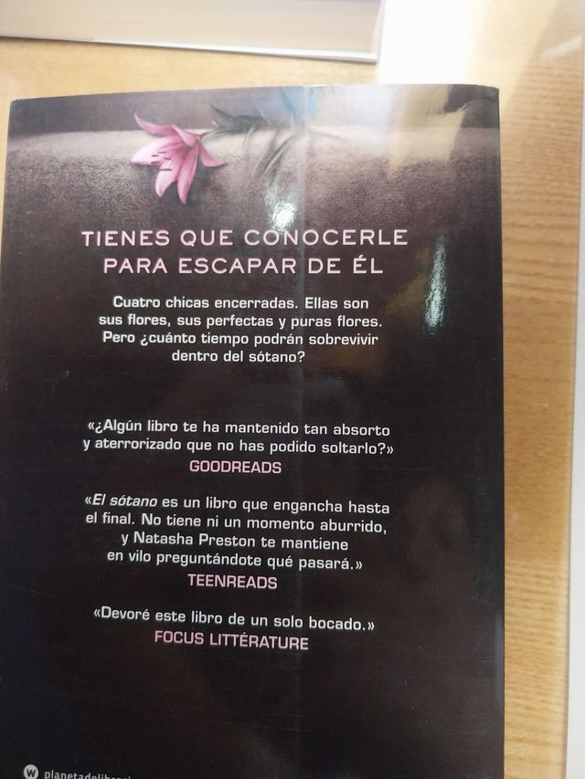 EL SÓTANO, Natasha Preston