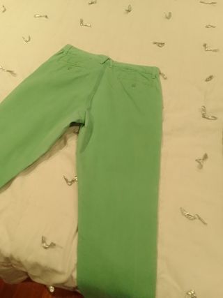 Chino verde manzana.