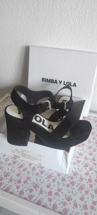 Zapatos piel Bimba y Lola, 40