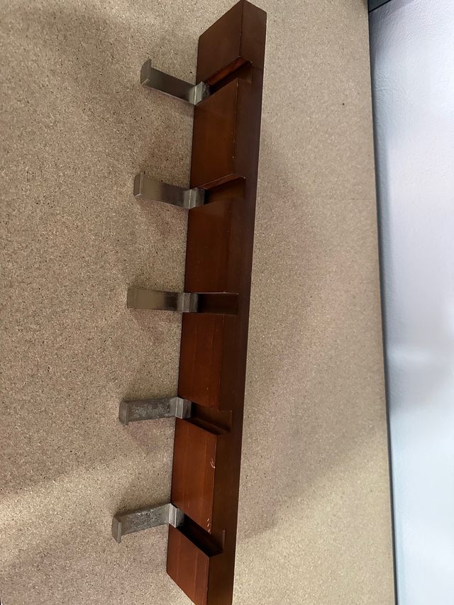 Perchero de madera