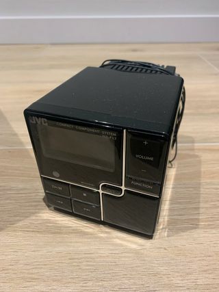 EQUIPO JVC MUSICA CON 2 ALTAVOCES Y SUBWOOFER