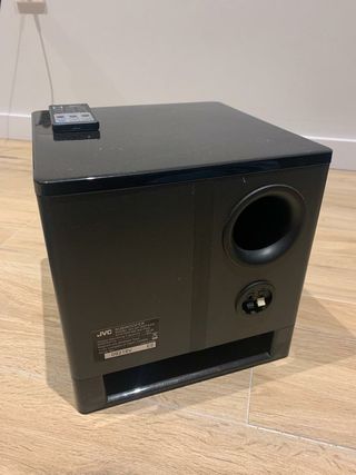 EQUIPO JVC MUSICA CON 2 ALTAVOCES Y SUBWOOFER