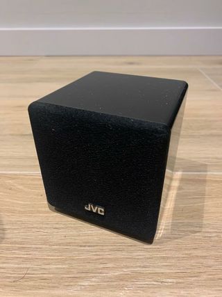 EQUIPO JVC MUSICA CON 2 ALTAVOCES Y SUBWOOFER